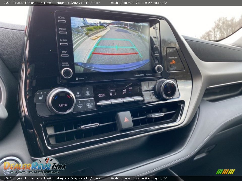 2021 Toyota Highlander XLE AWD Magnetic Gray Metallic / Black Photo #9