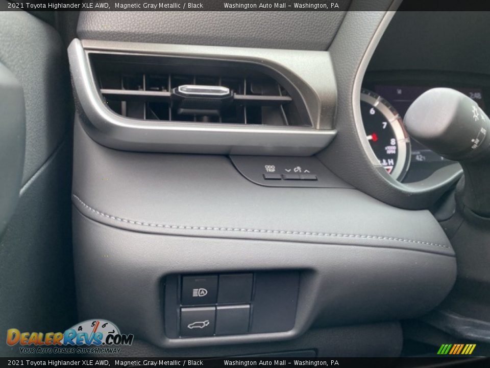 2021 Toyota Highlander XLE AWD Magnetic Gray Metallic / Black Photo #19