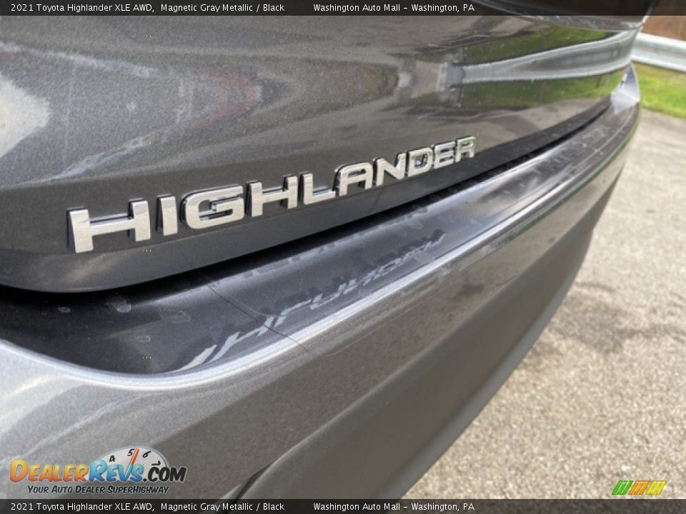 2021 Toyota Highlander XLE AWD Logo Photo #24