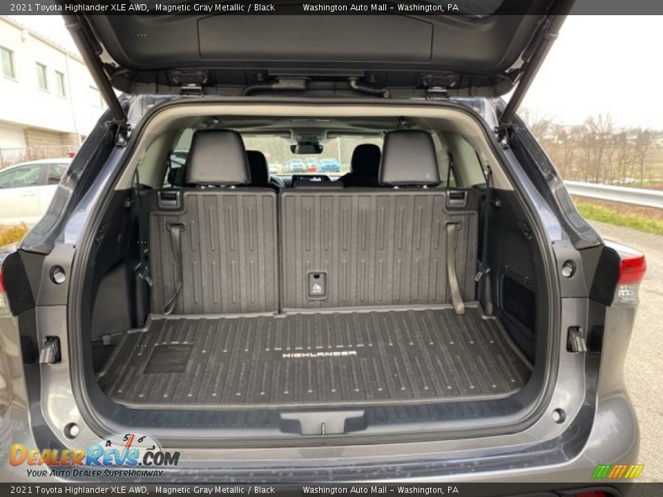 2021 Toyota Highlander XLE AWD Trunk Photo #33