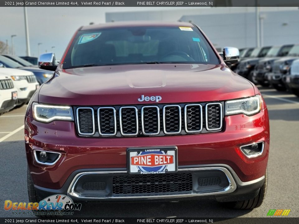 2021 Jeep Grand Cherokee Limited 4x4 Velvet Red Pearl / Black Photo #3