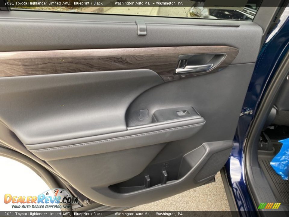 Door Panel of 2021 Toyota Highlander Limited AWD Photo #32