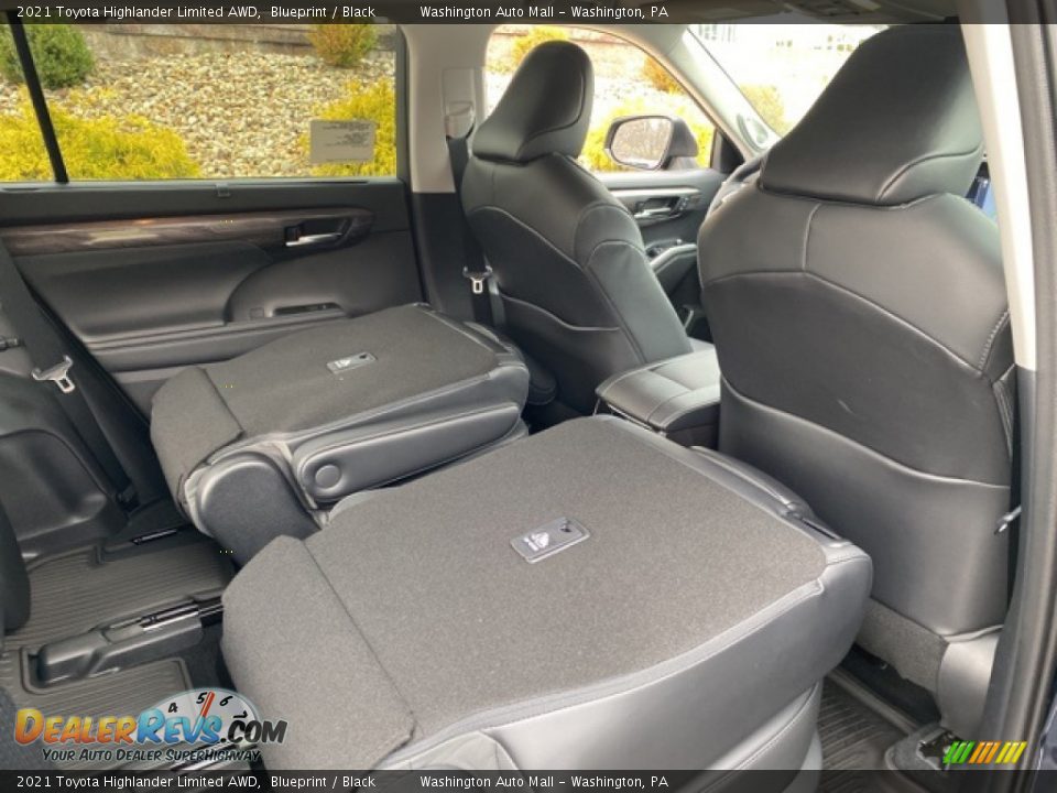 Rear Seat of 2021 Toyota Highlander Limited AWD Photo #34