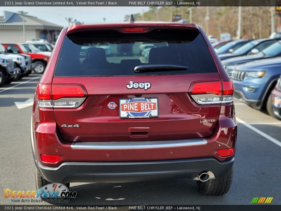 2021 Jeep Grand Cherokee Limited 4x4 Velvet Red Pearl / Black Photo #7