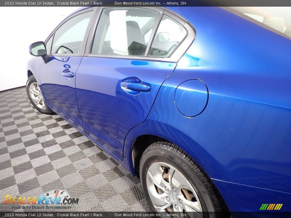 2013 Honda Civic LX Sedan Crystal Black Pearl / Black Photo #18