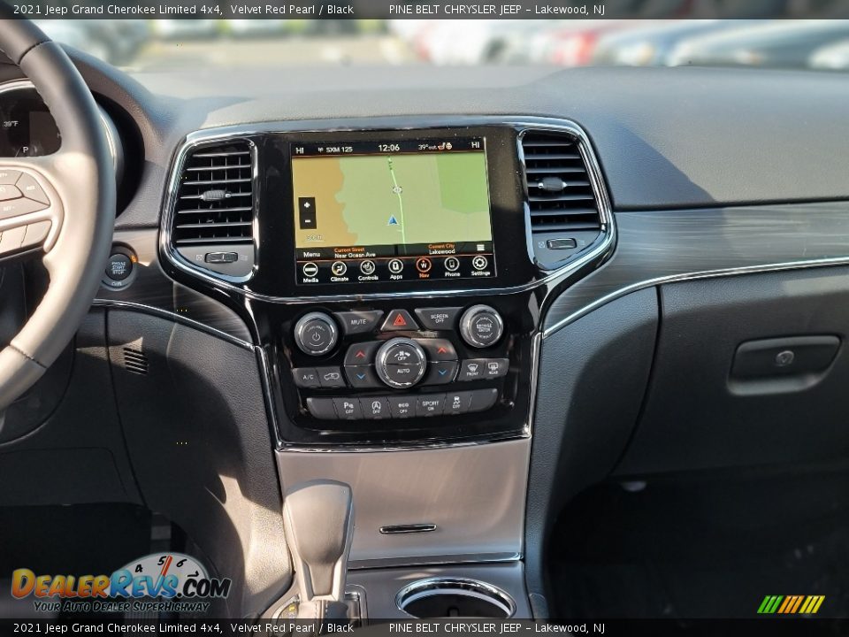2021 Jeep Grand Cherokee Limited 4x4 Velvet Red Pearl / Black Photo #10