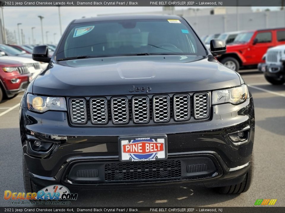 2021 Jeep Grand Cherokee Laredo 4x4 Diamond Black Crystal Pearl / Black Photo #3