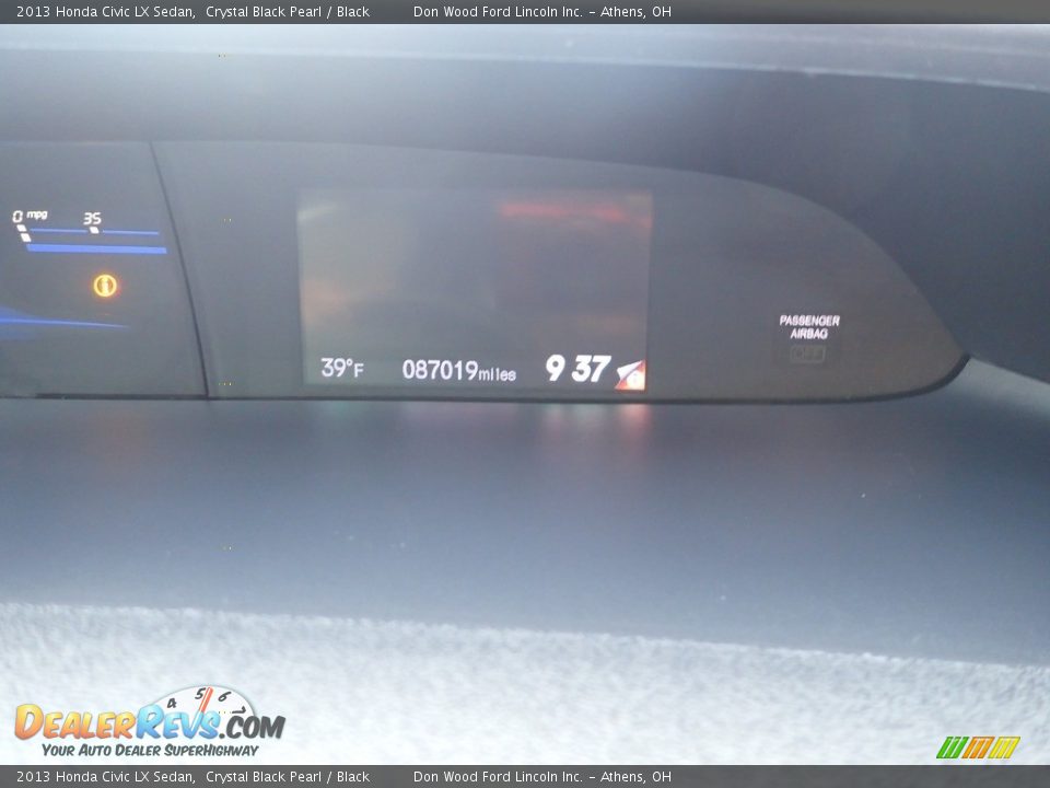 2013 Honda Civic LX Sedan Crystal Black Pearl / Black Photo #31