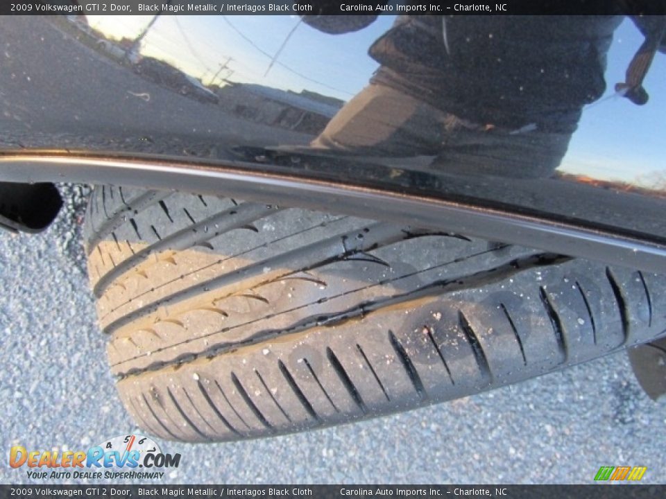 2009 Volkswagen GTI 2 Door Black Magic Metallic / Interlagos Black Cloth Photo #25