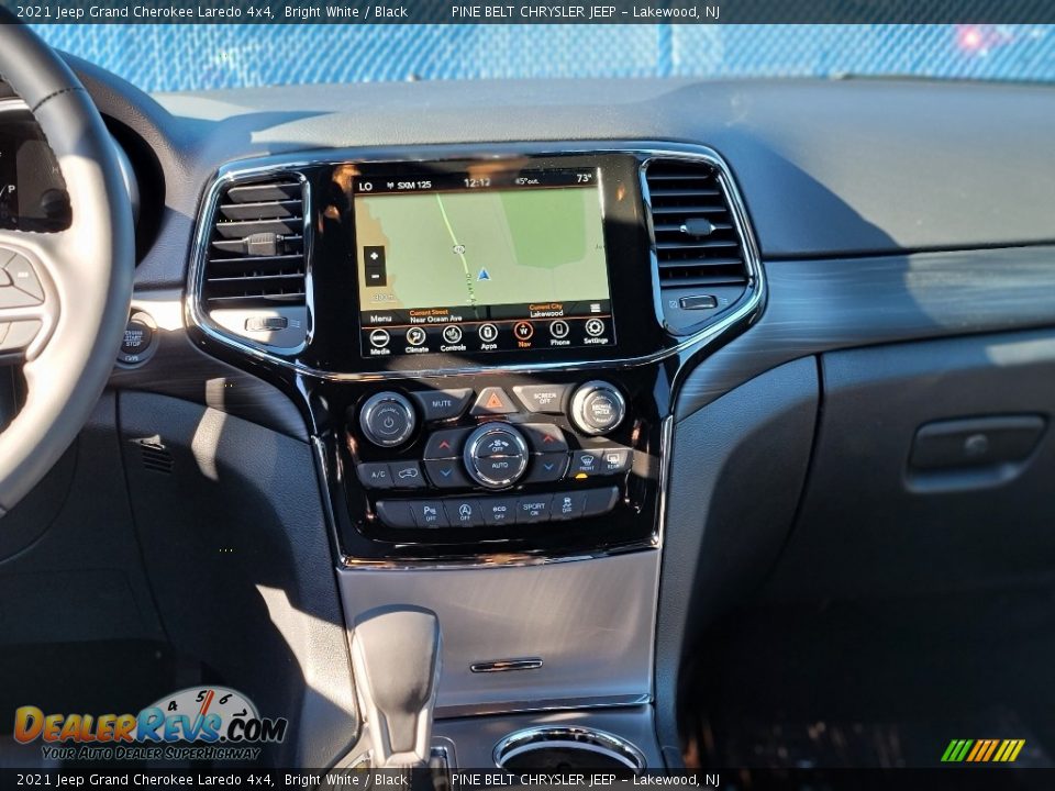 2021 Jeep Grand Cherokee Laredo 4x4 Bright White / Black Photo #10