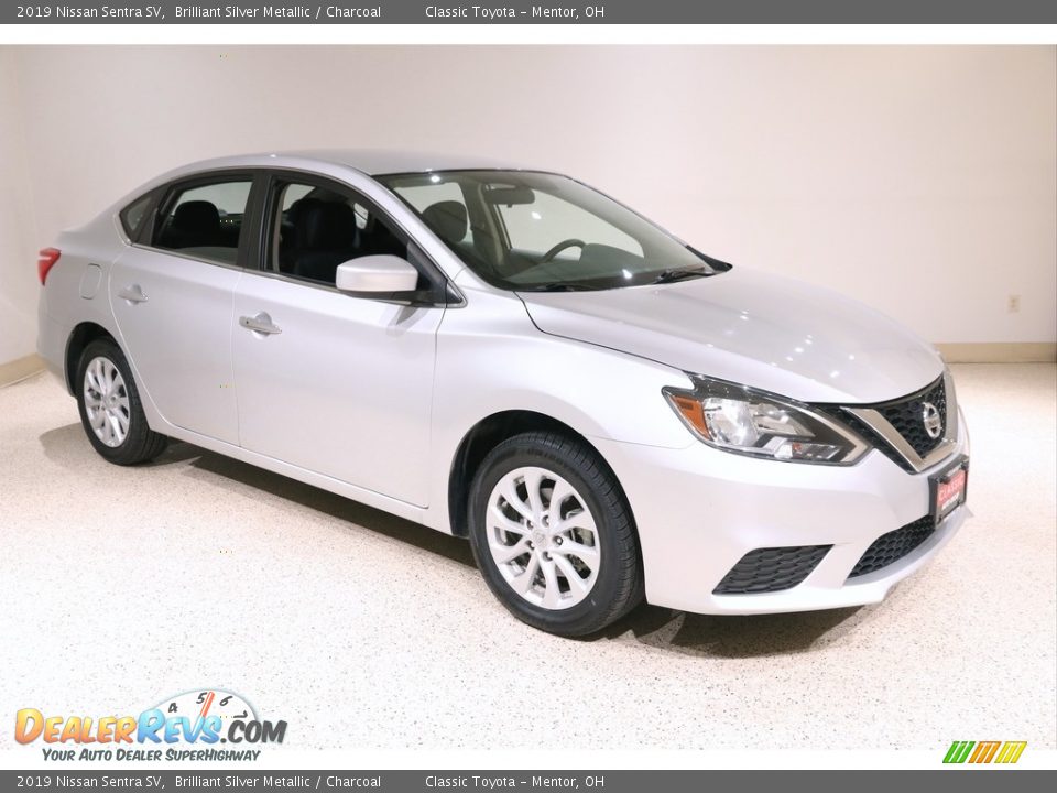 2019 Nissan Sentra SV Brilliant Silver Metallic / Charcoal Photo #1