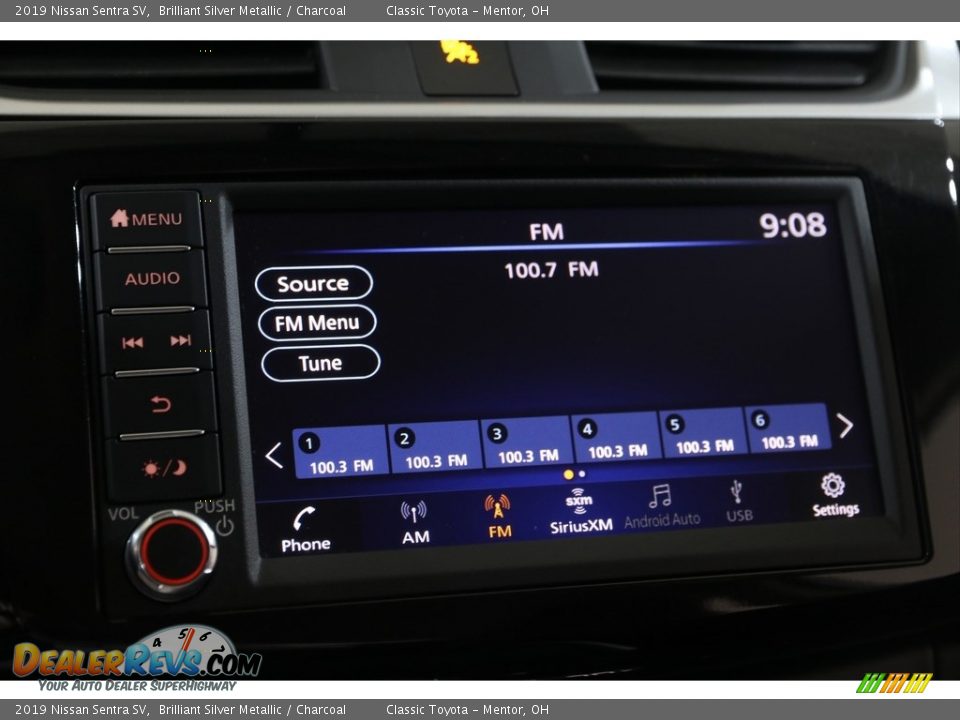 2019 Nissan Sentra SV Brilliant Silver Metallic / Charcoal Photo #8