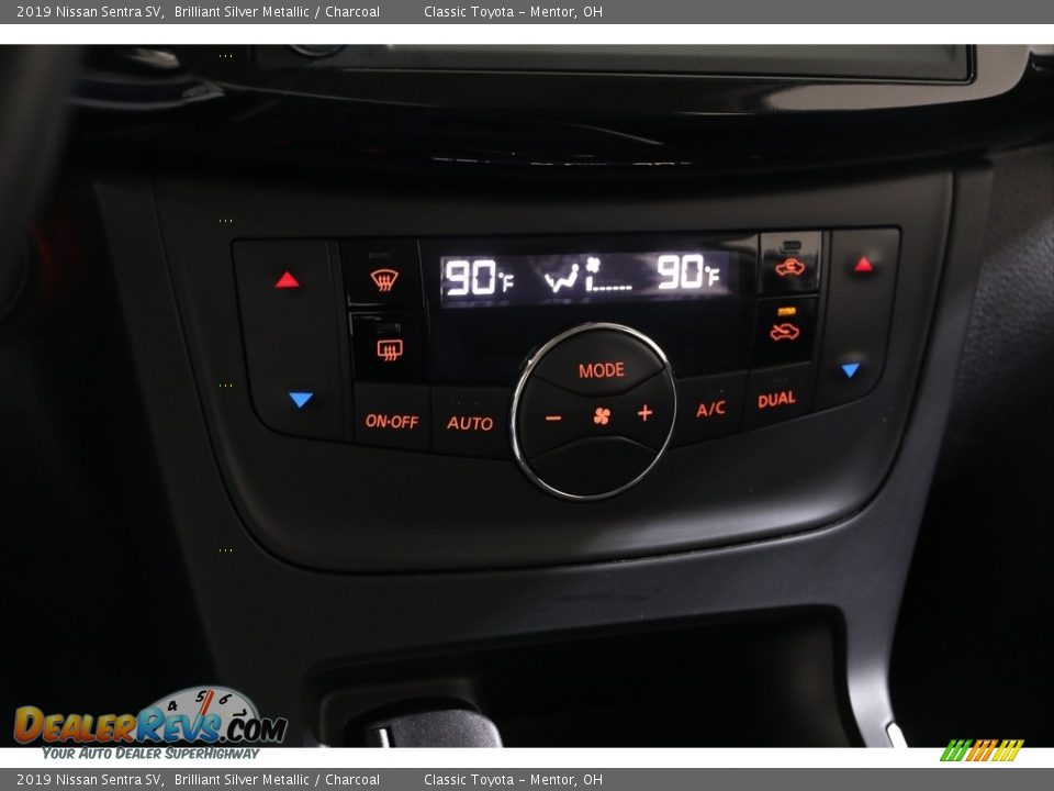 2019 Nissan Sentra SV Brilliant Silver Metallic / Charcoal Photo #15