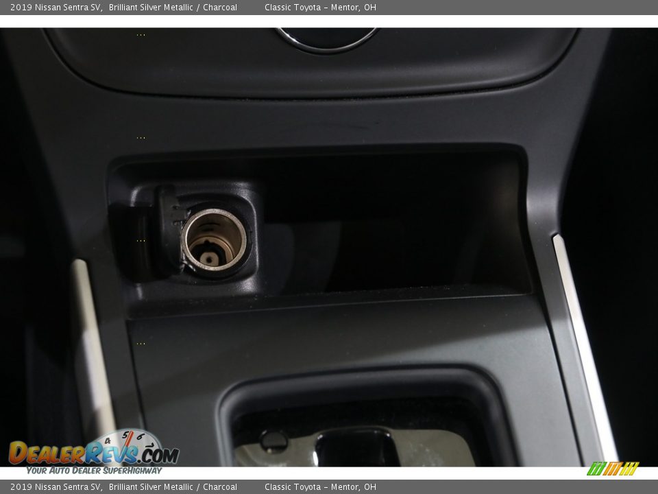 2019 Nissan Sentra SV Brilliant Silver Metallic / Charcoal Photo #16