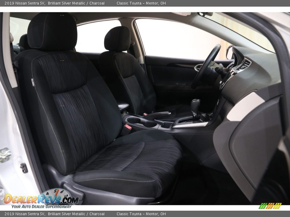 2019 Nissan Sentra SV Brilliant Silver Metallic / Charcoal Photo #18