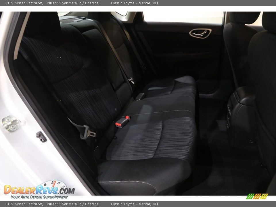 2019 Nissan Sentra SV Brilliant Silver Metallic / Charcoal Photo #19