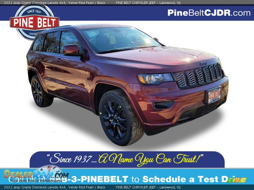 2021 Jeep Grand Cherokee Laredo 4x4 Velvet Red Pearl / Black Photo #1