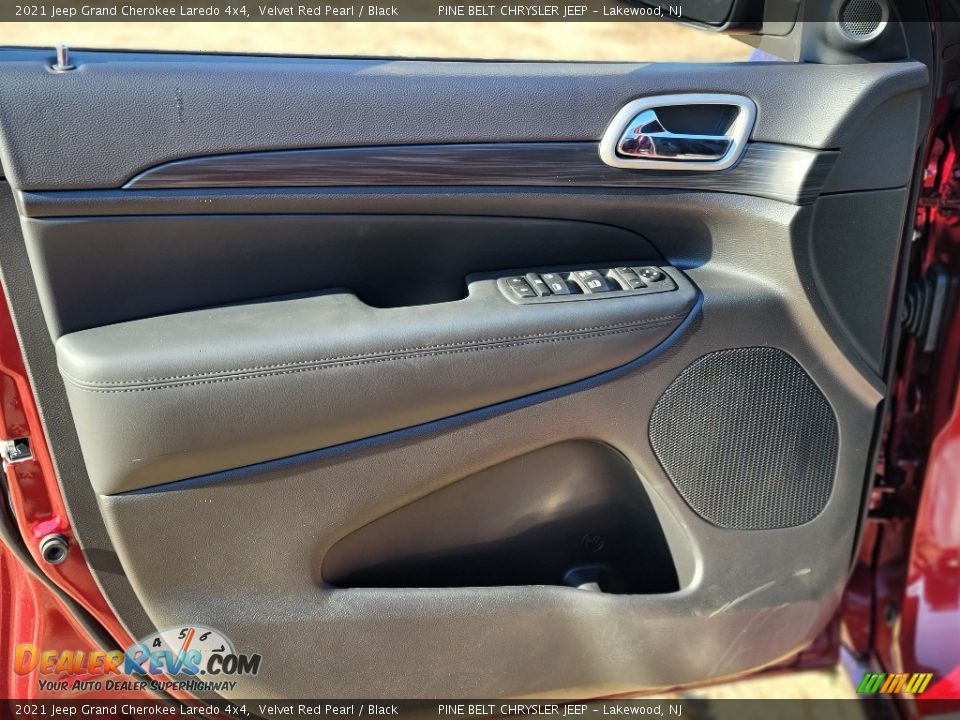 2021 Jeep Grand Cherokee Laredo 4x4 Velvet Red Pearl / Black Photo #13