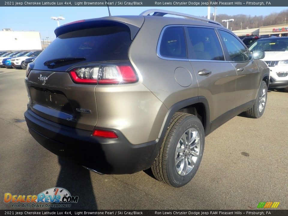 2021 Jeep Cherokee Latitude Lux 4x4 Light Brownstone Pearl / Ski Gray/Black Photo #5