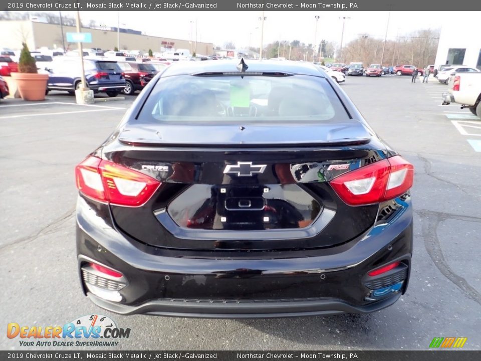 2019 Chevrolet Cruze LT Mosaic Black Metallic / Jet Black/­Galvanized Photo #6