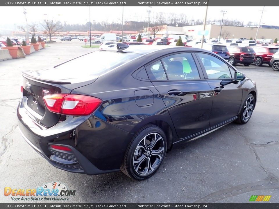 2019 Chevrolet Cruze LT Mosaic Black Metallic / Jet Black/­Galvanized Photo #9