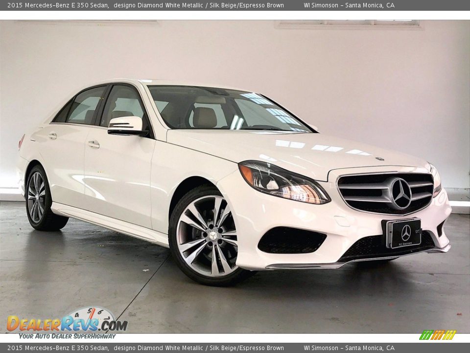 Front 3/4 View of 2015 Mercedes-Benz E 350 Sedan Photo #33