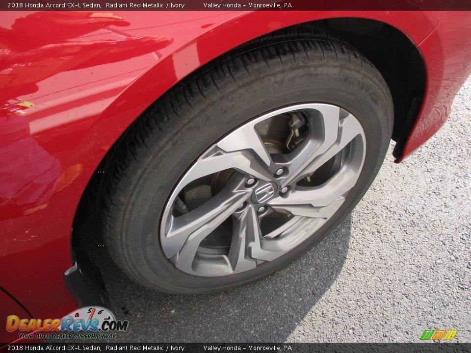 2018 Honda Accord EX-L Sedan Radiant Red Metallic / Ivory Photo #6