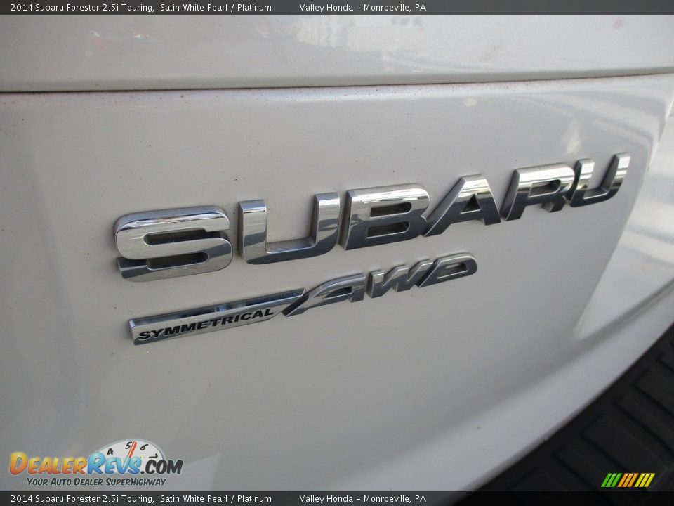 2014 Subaru Forester 2.5i Touring Satin White Pearl / Platinum Photo #4