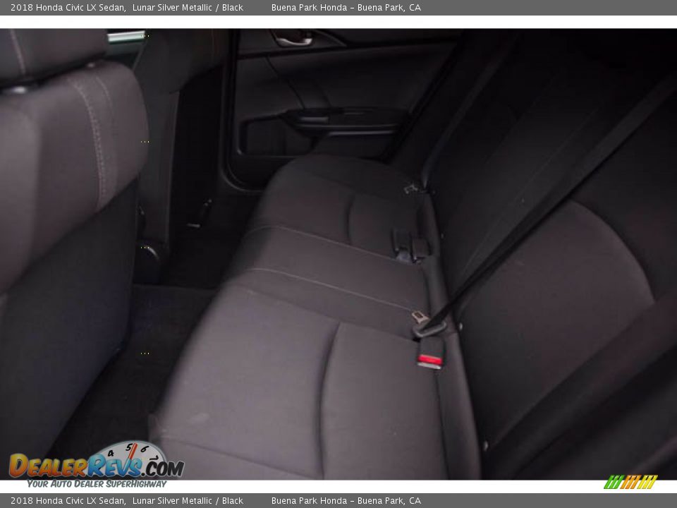 2018 Honda Civic LX Sedan Lunar Silver Metallic / Black Photo #4