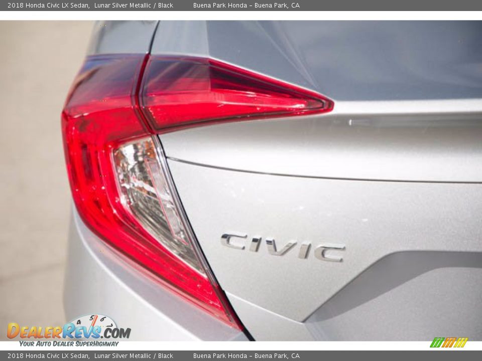 2018 Honda Civic LX Sedan Lunar Silver Metallic / Black Photo #12