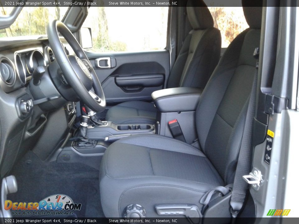 Front Seat of 2021 Jeep Wrangler Sport 4x4 Photo #10
