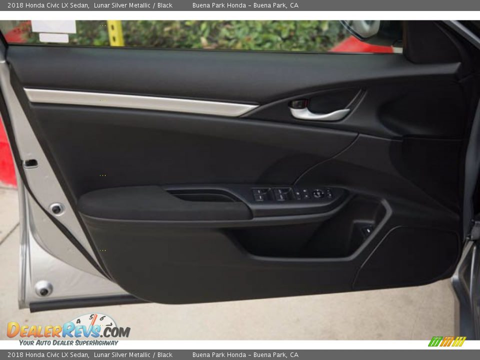 2018 Honda Civic LX Sedan Lunar Silver Metallic / Black Photo #29