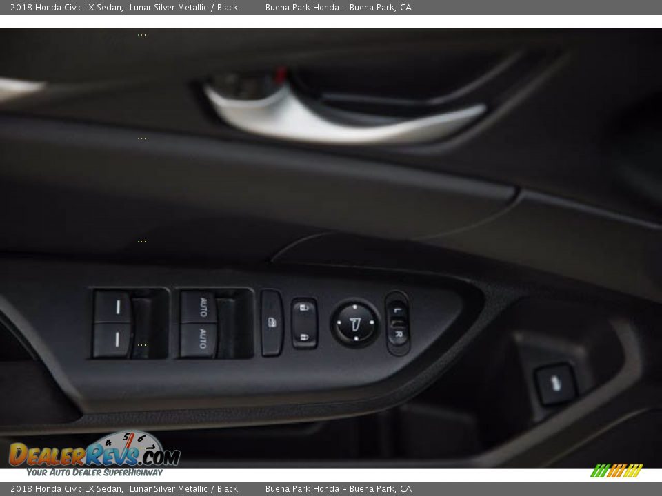 2018 Honda Civic LX Sedan Lunar Silver Metallic / Black Photo #30