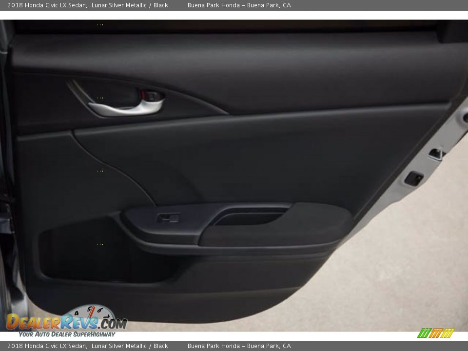 2018 Honda Civic LX Sedan Lunar Silver Metallic / Black Photo #32