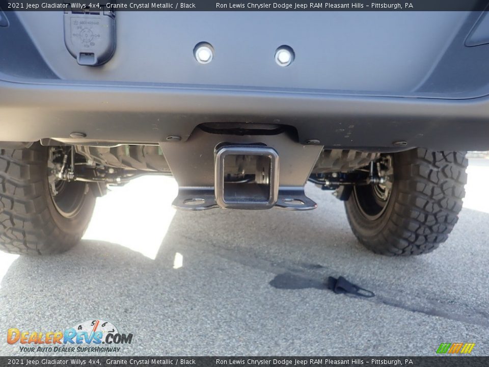 2021 Jeep Gladiator Willys 4x4 Granite Crystal Metallic / Black Photo #9
