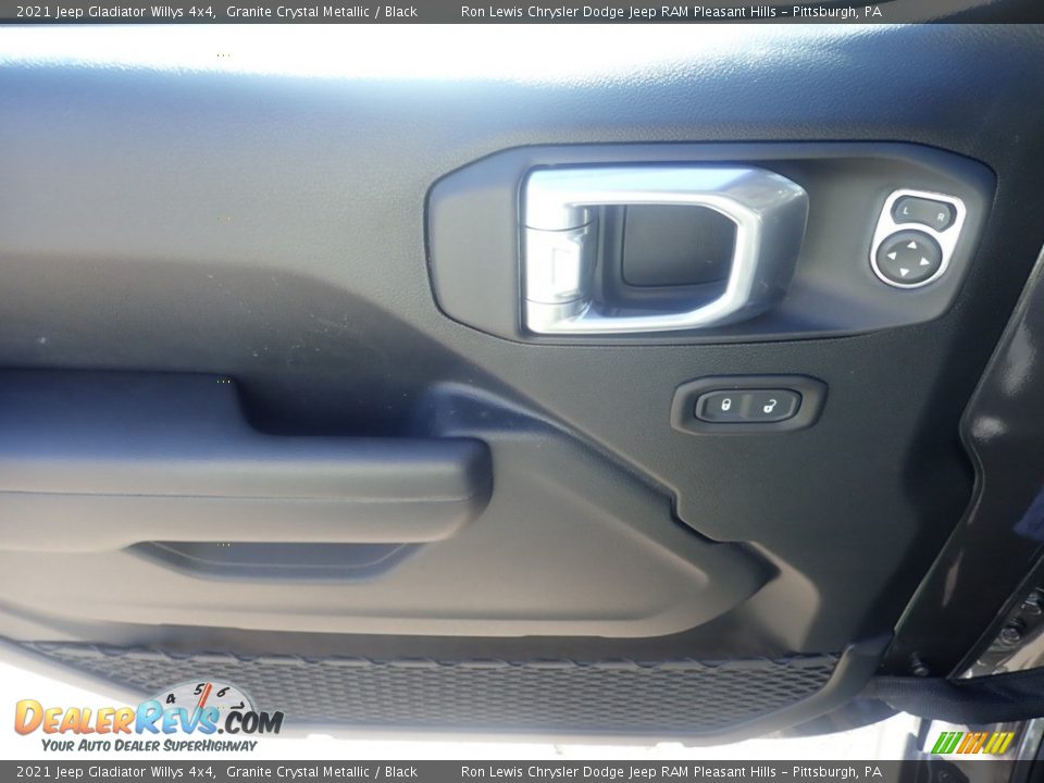 2021 Jeep Gladiator Willys 4x4 Granite Crystal Metallic / Black Photo #11