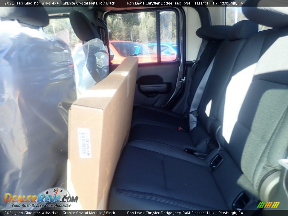 2021 Jeep Gladiator Willys 4x4 Granite Crystal Metallic / Black Photo #13
