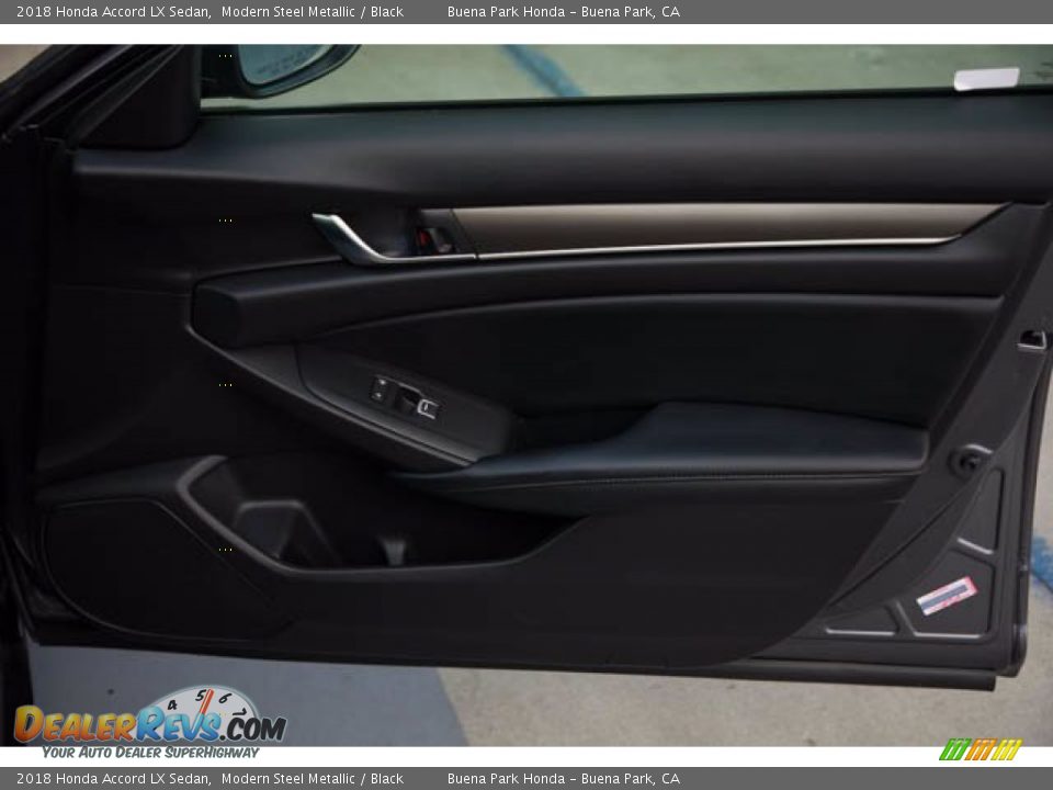 2018 Honda Accord LX Sedan Modern Steel Metallic / Black Photo #34