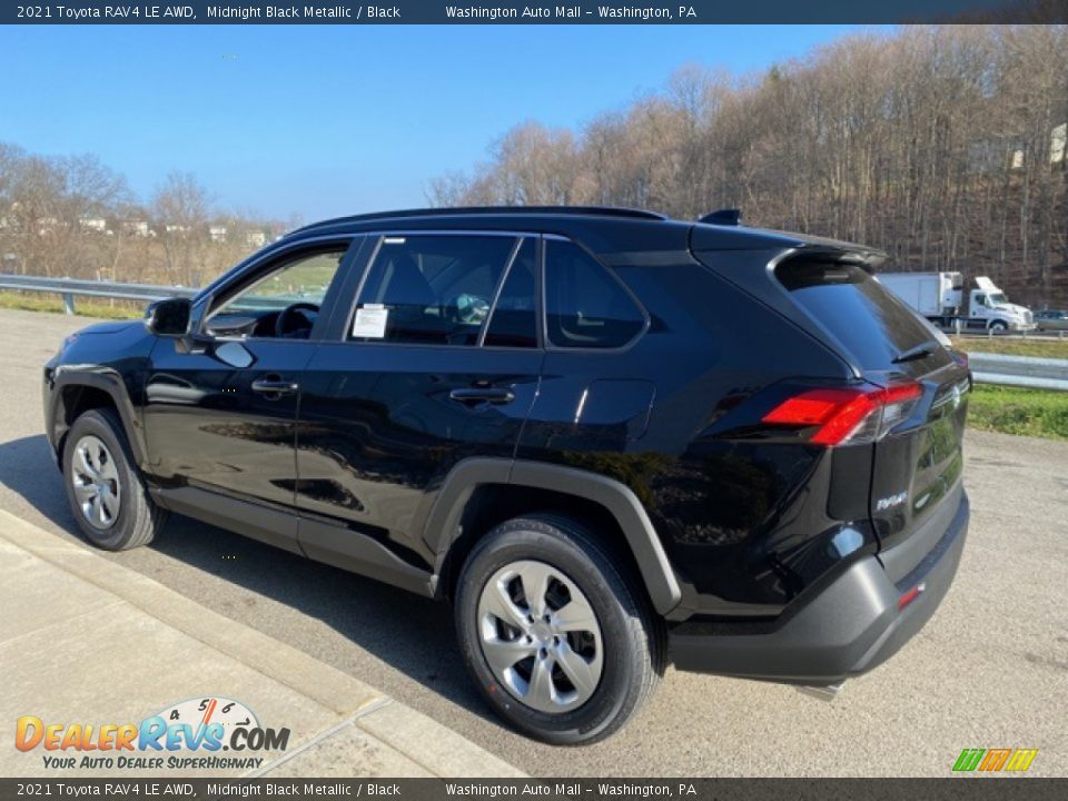 2021 Toyota RAV4 LE AWD Midnight Black Metallic / Black Photo #2