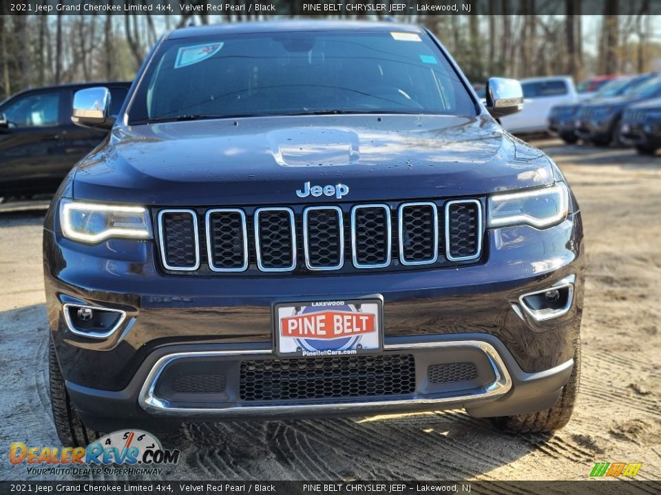 2021 Jeep Grand Cherokee Limited 4x4 Velvet Red Pearl / Black Photo #3