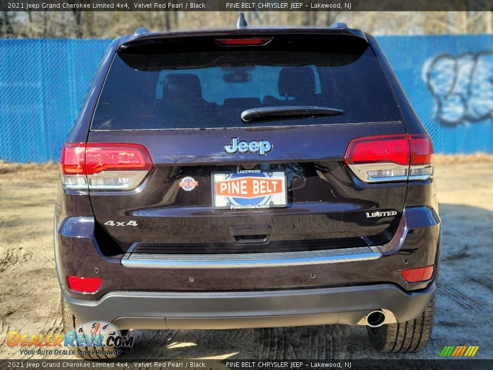 2021 Jeep Grand Cherokee Limited 4x4 Velvet Red Pearl / Black Photo #7