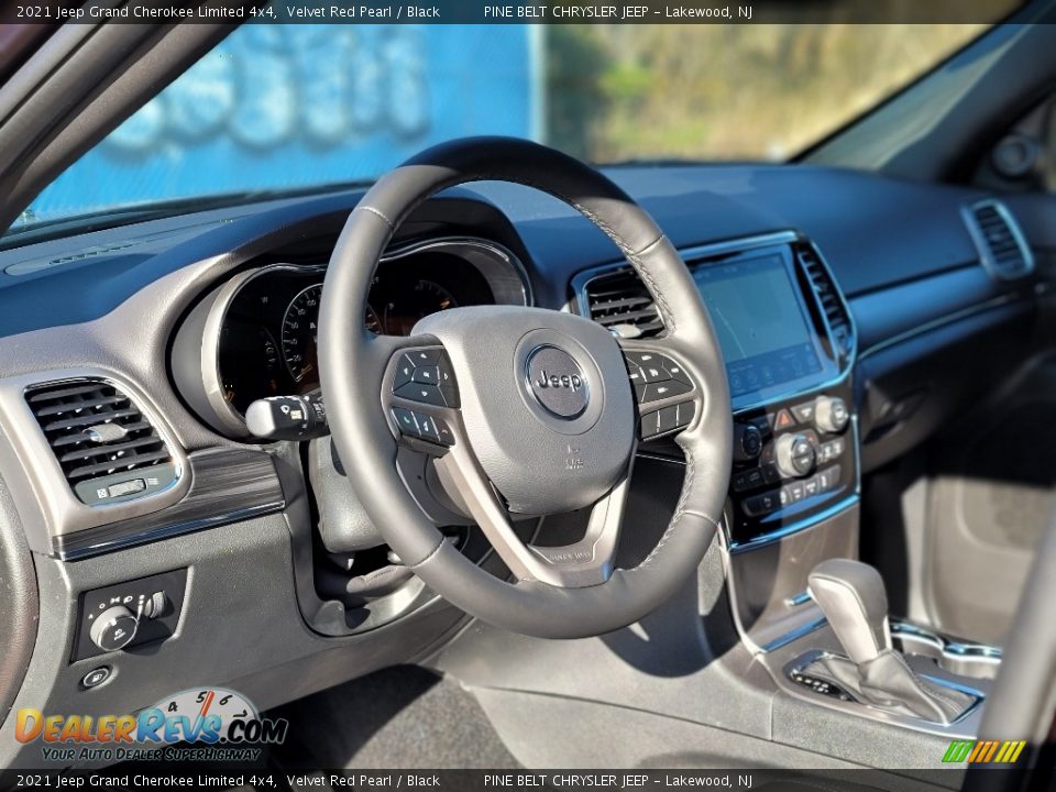 2021 Jeep Grand Cherokee Limited 4x4 Velvet Red Pearl / Black Photo #12