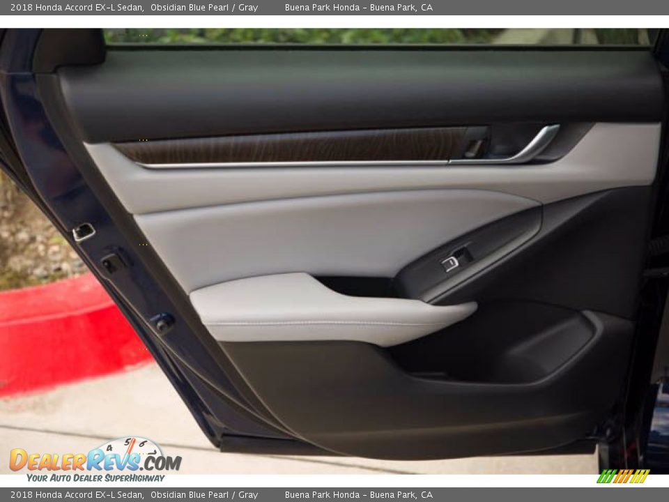 2018 Honda Accord EX-L Sedan Obsidian Blue Pearl / Gray Photo #31