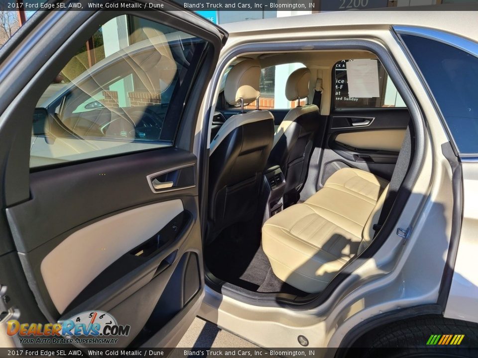 2017 Ford Edge SEL AWD White Gold Metallic / Dune Photo #27