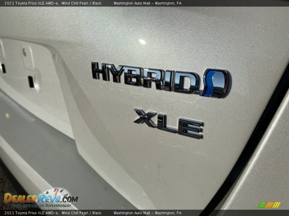 2021 Toyota Prius XLE AWD-e Wind Chill Pearl / Black Photo #23