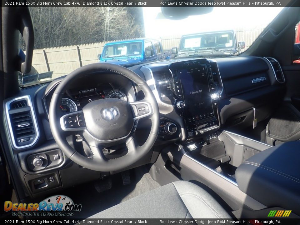 2021 Ram 1500 Big Horn Crew Cab 4x4 Diamond Black Crystal Pearl / Black Photo #12