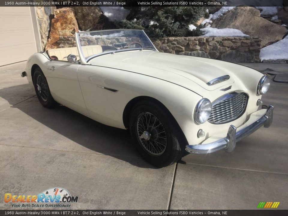 Old English White 1960 Austin-Healey 3000 MMk I BT7 2+2 Photo #3