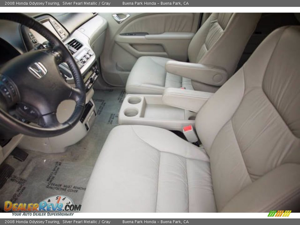 2008 Honda Odyssey Touring Silver Pearl Metallic / Gray Photo #3