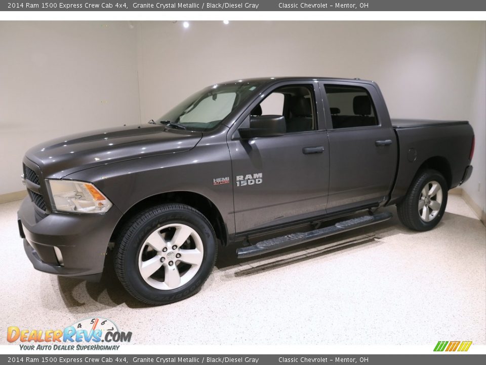 2014 Ram 1500 Express Crew Cab 4x4 Granite Crystal Metallic / Black/Diesel Gray Photo #3