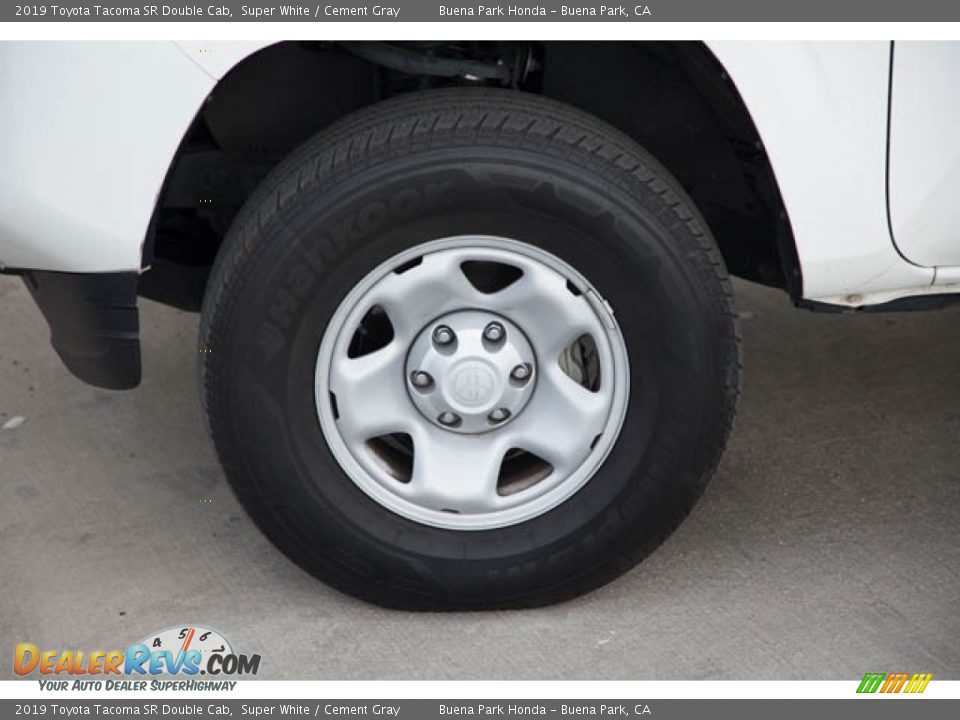 2019 Toyota Tacoma SR Double Cab Super White / Cement Gray Photo #29